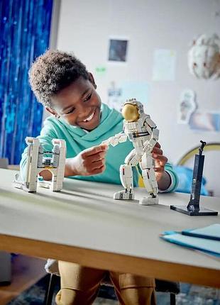 Конструктор lego creator космонавт 9