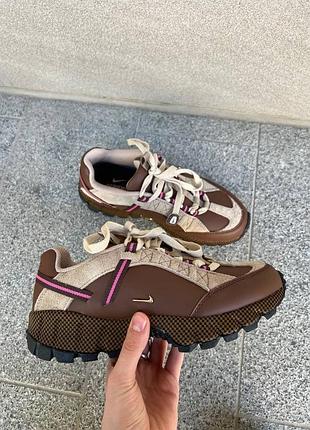 Женские кроссовки nike humara jaquemuse brown