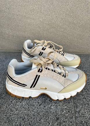 Женские кроссовки nike humara jaquemuse beige
