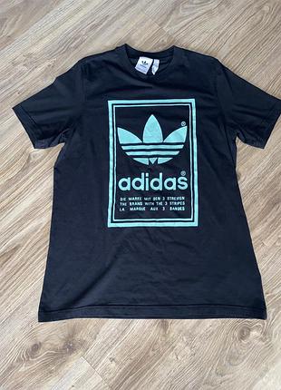 Футболка adidas