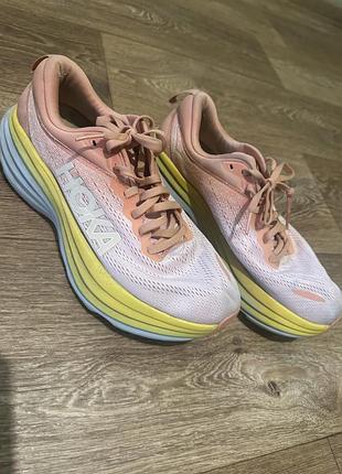 Кроссовки hoka