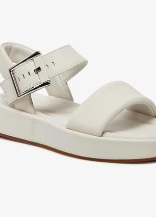 Р.38, 41 clarks жіночі шкіряні босоніжки оригінал