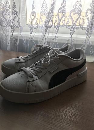 Кросівки жіночі puma