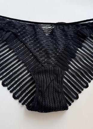 Трусики intimissimi из коллекции geometric stripes