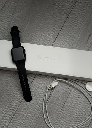 Apple watch 6 44mm space gray aluminum case with black sport band