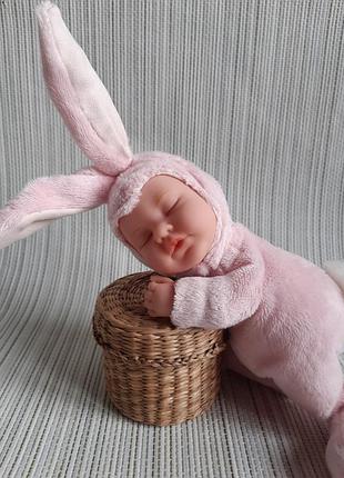 Коллекционная кукла anne geddes baby bunny в розовом костюме зайчика