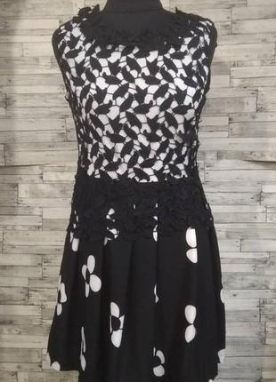 Черно белое платье с кружевом