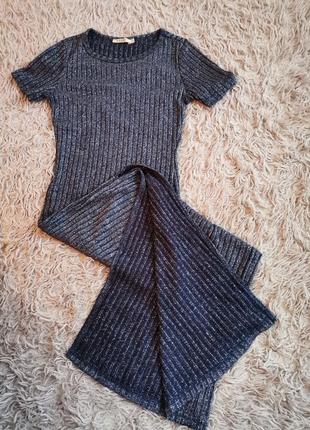 Блискуче плаття в рубчик. люрекс