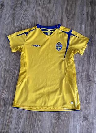 Футболка umbro швеція