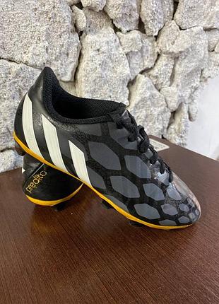 Футбольні бутси  adidas predito