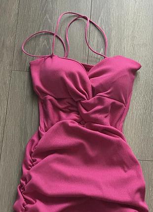 Ефектна міні-сукня