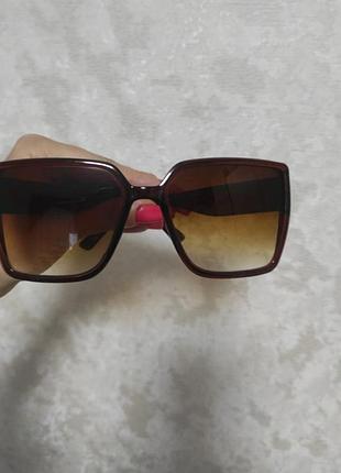 Окуляри 👓 солнцезащитные коричневые