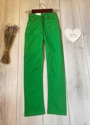 Джинси зелені котонові levis 501 розмір 34