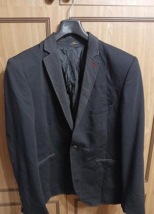 Трикотажный качественный пиджак