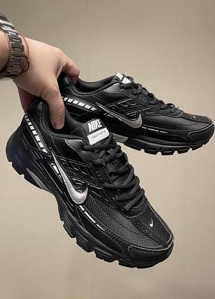 Nike initiator black
