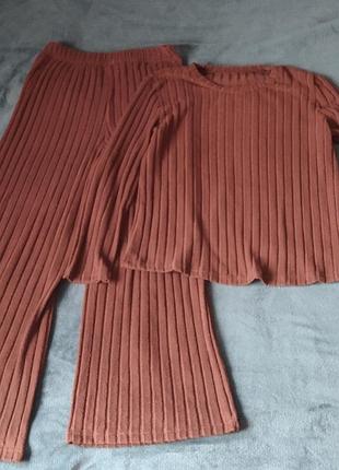 Костюм на девушку xl-xxl