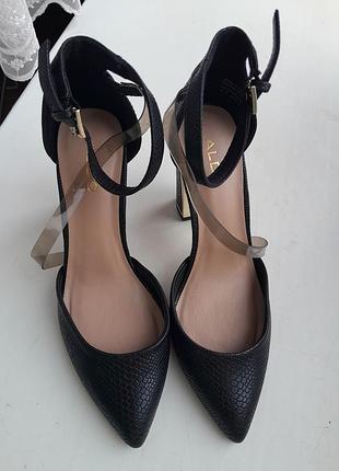 Туфли 36р aldo