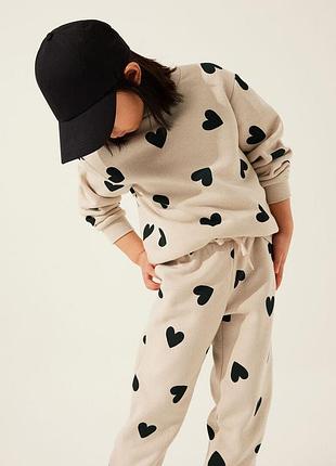 Костюм в сердечка h&m