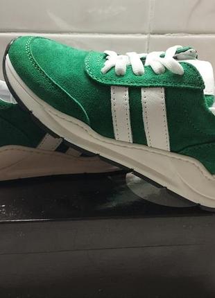 Кросівки дитячі