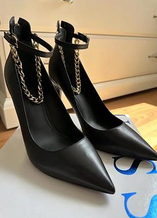 Туфлі guess