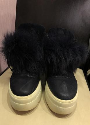 Женские зимние ботинки с мехом1 фото