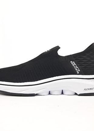 Skechers slip-ins go walk тапочки мокасины слипоны черные с белым