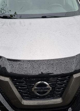 Rogue /xtrail t32 дефлектор капота /мухобойка. туреччина
