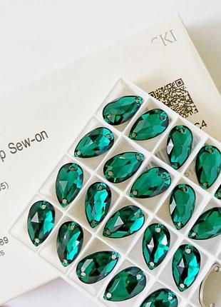 Пришивні стрази swarovski, крапля 7х12 мм, колір emerald, 1 шт.