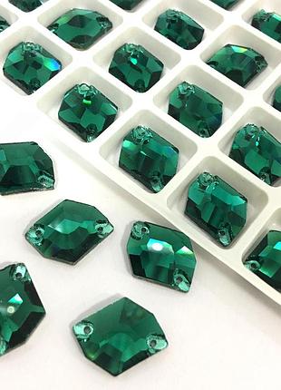 Пришивные стразы космик green zircon(14x17мм)