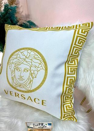 Подушка versace 3