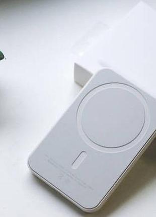 Повербанк с беспроводной зарядкой magsafe battery pack magnetic 10000 mah white
