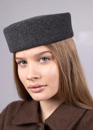Капелюх таблетка кашемірова d.hats темно сірого кольору