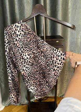 Боді prettylittlething леопардовий принт розмір uk 18 eu 46 us 14