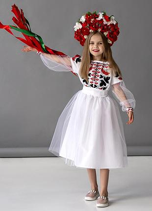 Вышитое платье для девочки калина 2