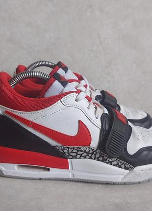 Кроссовки jordan legacy 312 low