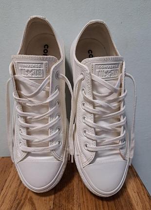 Белые кожаные женские кеды converse chuck taylor all star (platform) 25.5 см