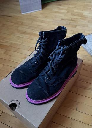 Жіночі чорні замшеві dr. martens carey, 37 розмір