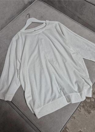 Женский джемпер футболка