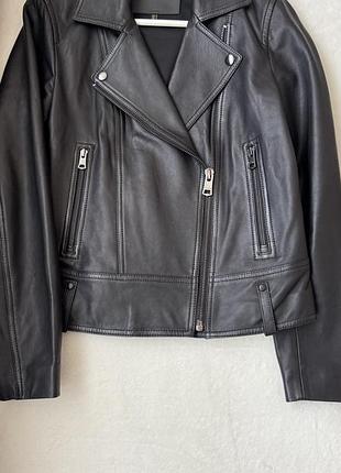 Шкіряна куртка косуха massimo dutti