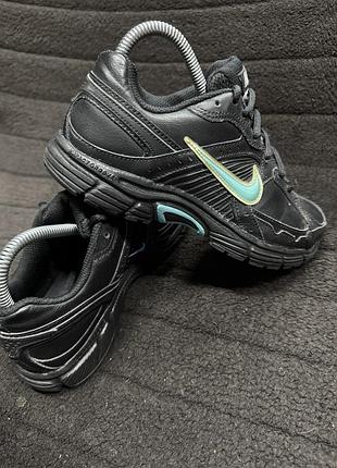 Кроссовки женские nike