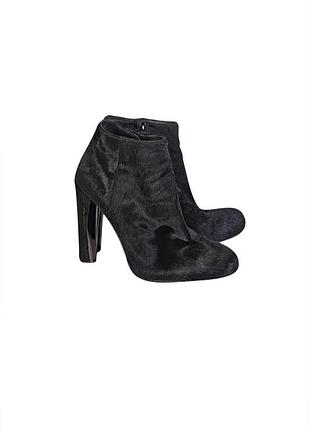 Шкіряні ботільйони stuart weitzman