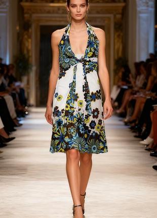 Классика жанра: сарафан в цветы dolce gabbana