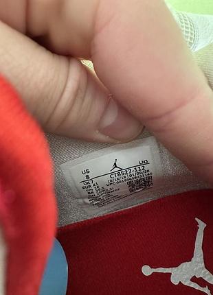 Jordan 4 retro metallic red 8