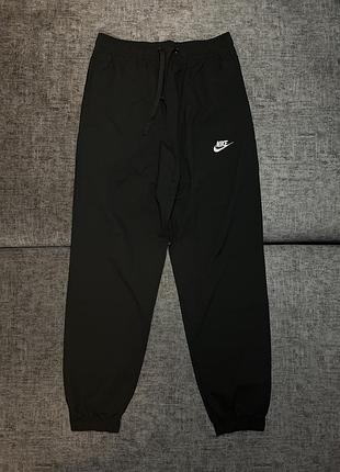 Нейлонові спортивні штани nike