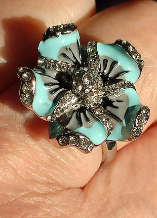 Кільце з емаллю та цирконами