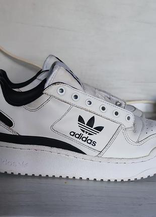 Кросівки adidas 39 розмір