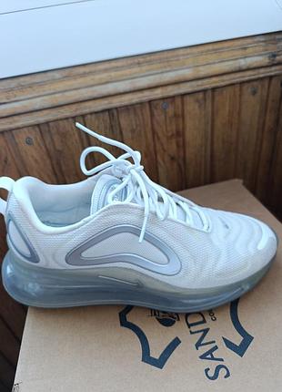 Кроссовки nike 38