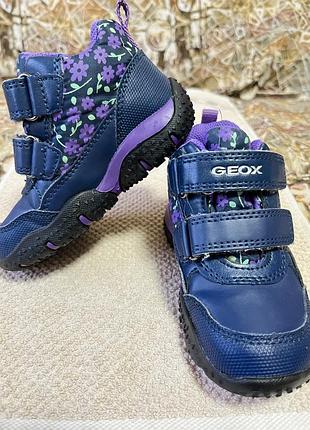 Черевички демісезонні. geox.