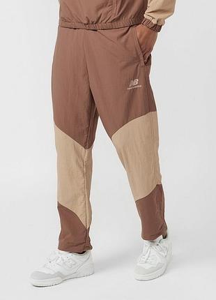 Штани new balance