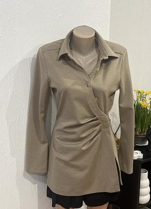 Подовжена кофта з імітацією запаху на змійці  від zara m